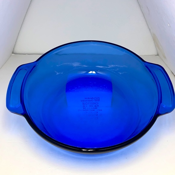 2 QUART BLUE CASSEROLE by Anchor Ovenware - Picture 8 of 10
